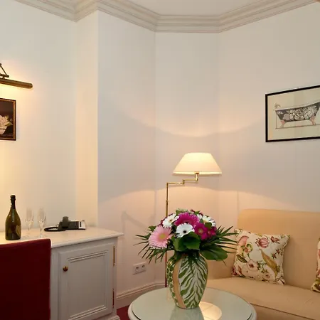 Chez Jean سافيرن