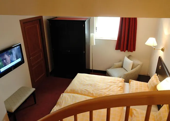 Chez Jean Hotell 3*
