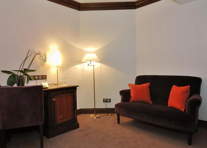 Hotell Chez Jean