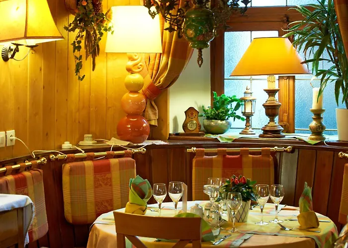 Hotell Chez Jean 3*
